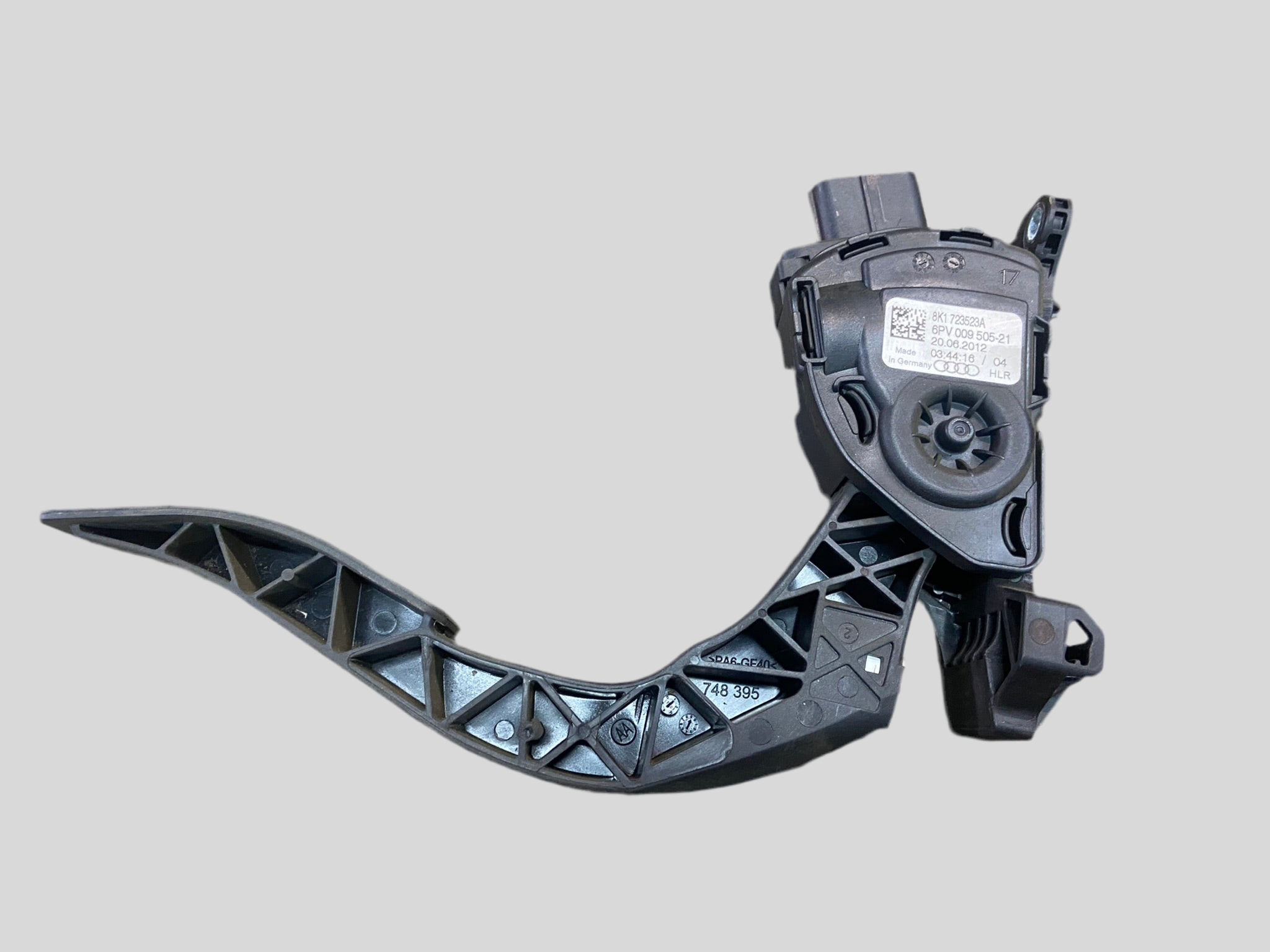 Pedál plynu s elektronickým modulem Audi 8K1723523A