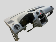 Palubní deska VW Caddy III bez airbagu