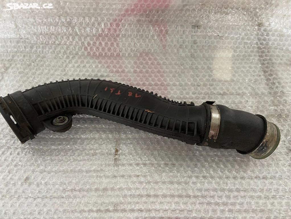 Tlaková hadice intercooleru 1K0145840R 1.8 TSI