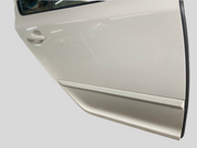 Pravé zadní dveře Škoda Octavia 2 bílé