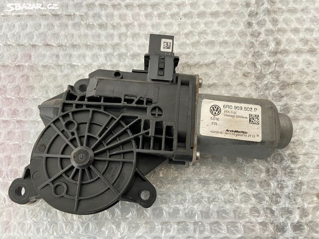Motorek stahovačky pravý přední 6R0959802P Fabia