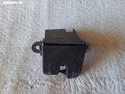 Zámek víka kufru 3C9827645A VW Passat B6 kombi