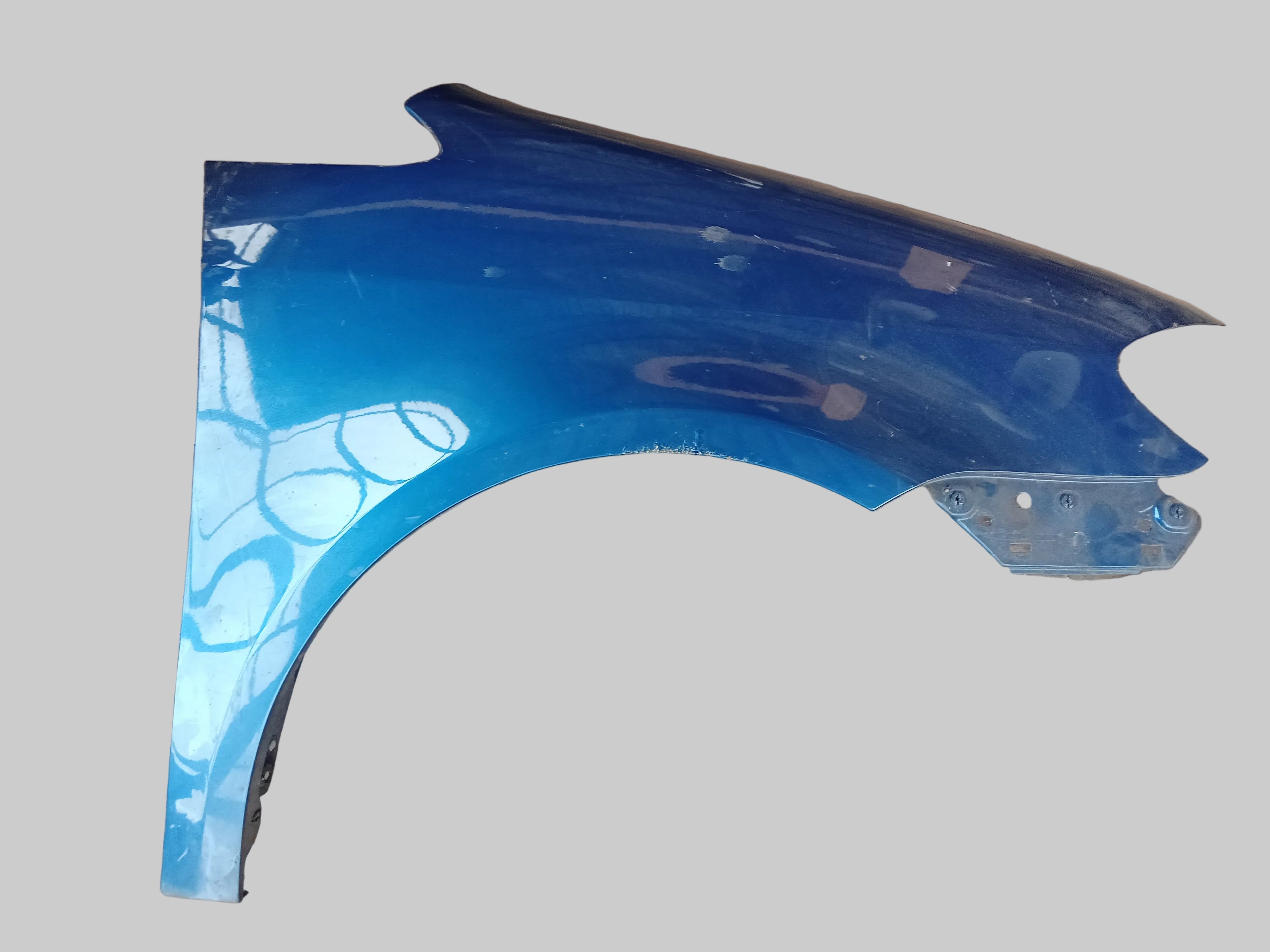 Pravý přední blatník VW Touran 1T FACELIFT