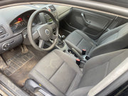 VW Golf V 1.6 FSI 16V BAG 85kw - náhradní díly