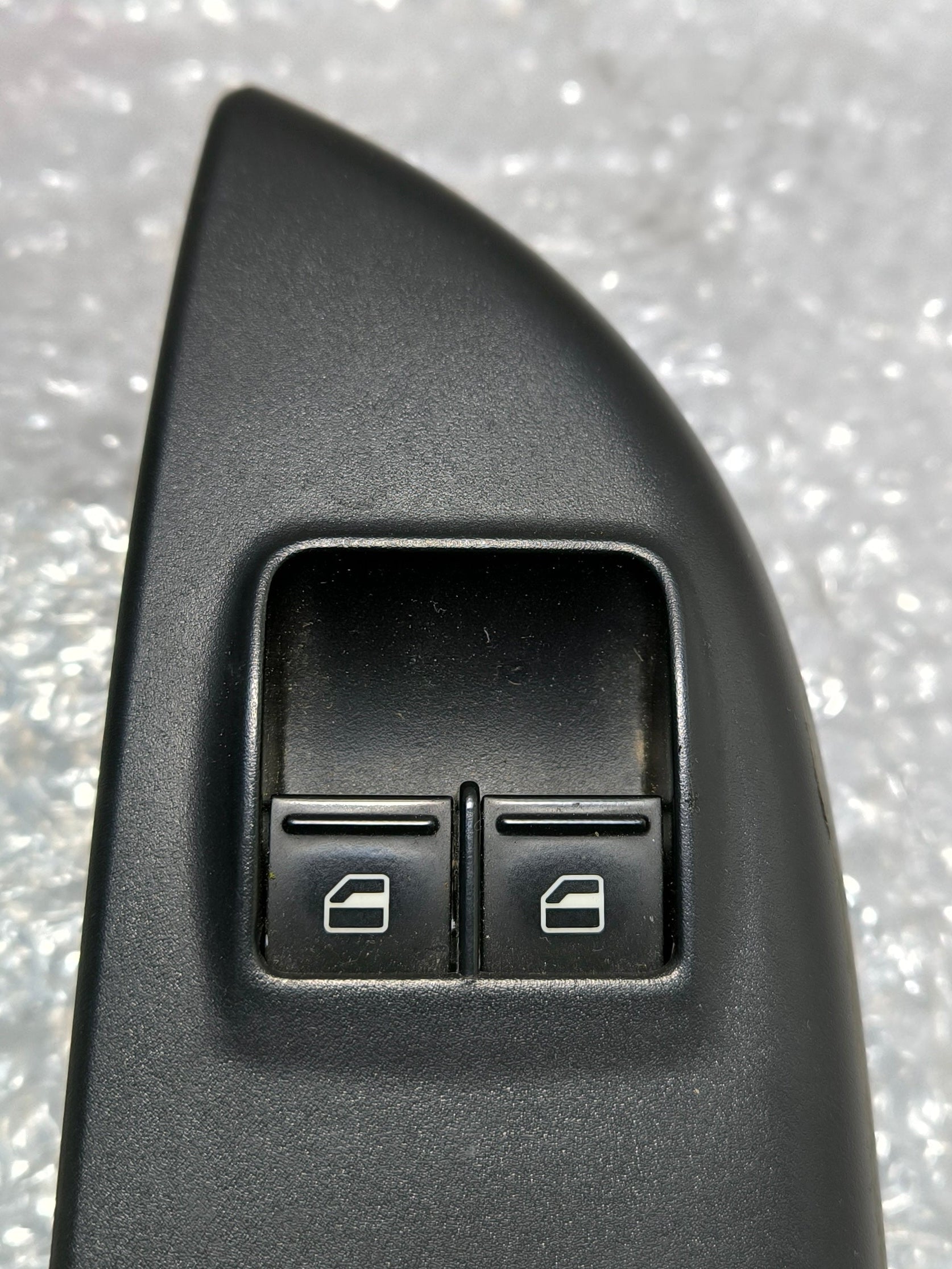 Spínač ovládání oken 1Z0959858 Škoda Octavia 2