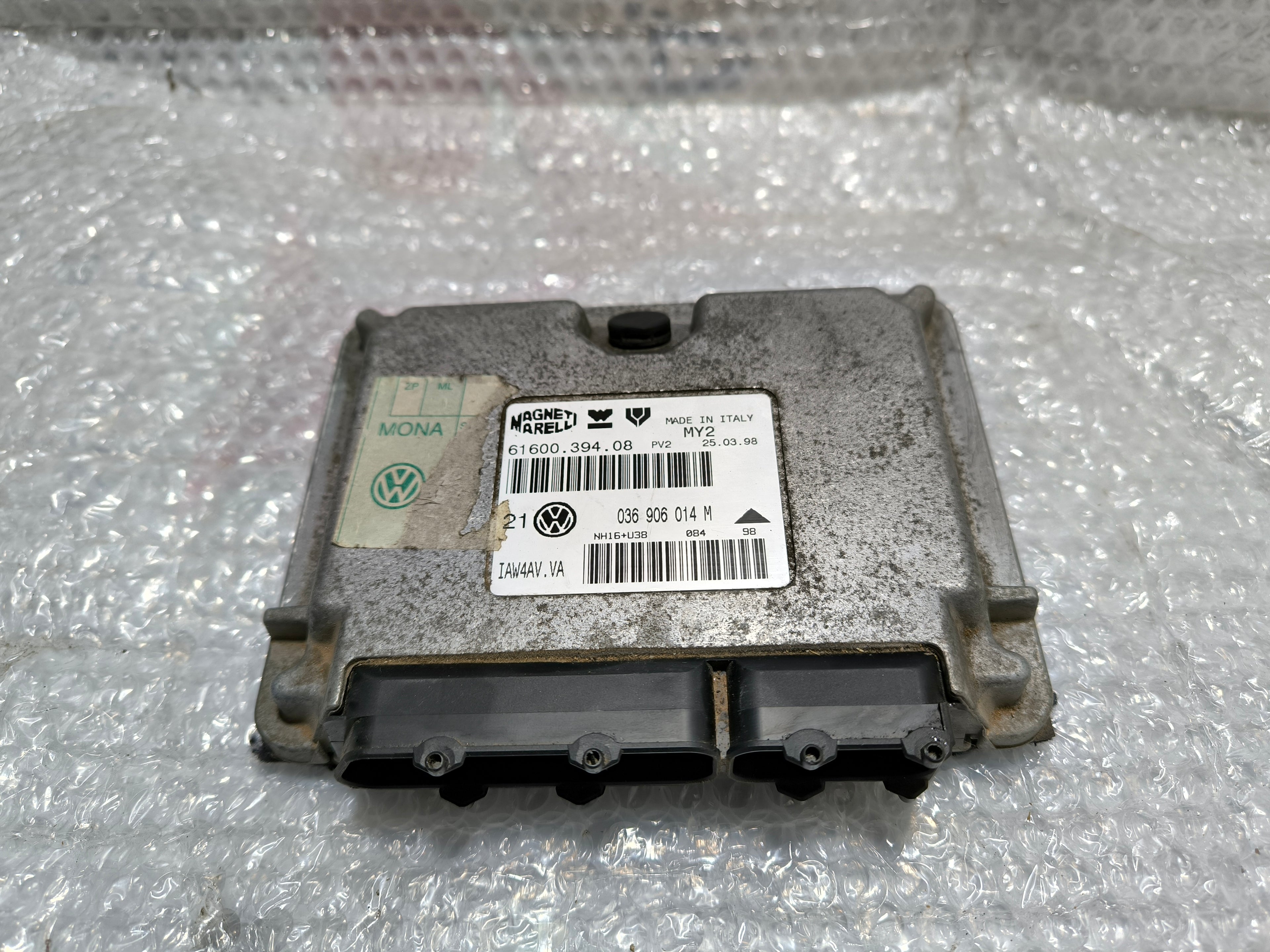 Řídící jednotka motoru VW Golf 1.4 16V 036906014M