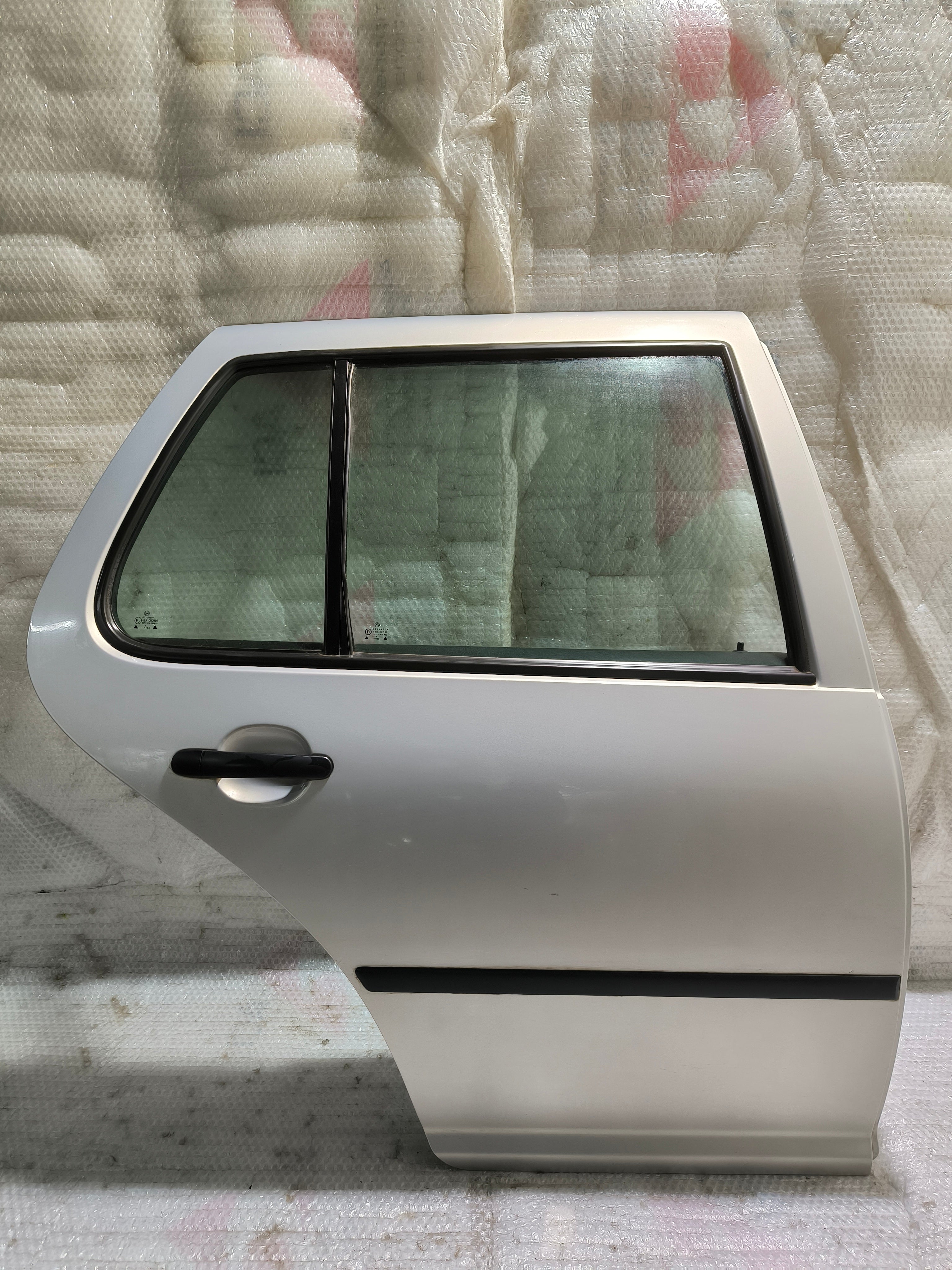Zadní dveře pravé GOLF 4 IV MK4