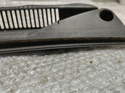Torpédo plast na kapotu pod okno Vw Golf IV 1997-2003