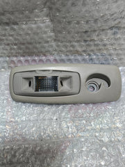 Originální držáky VW Passat 3B 3BG 3B9861706AE / 3B9861705AE