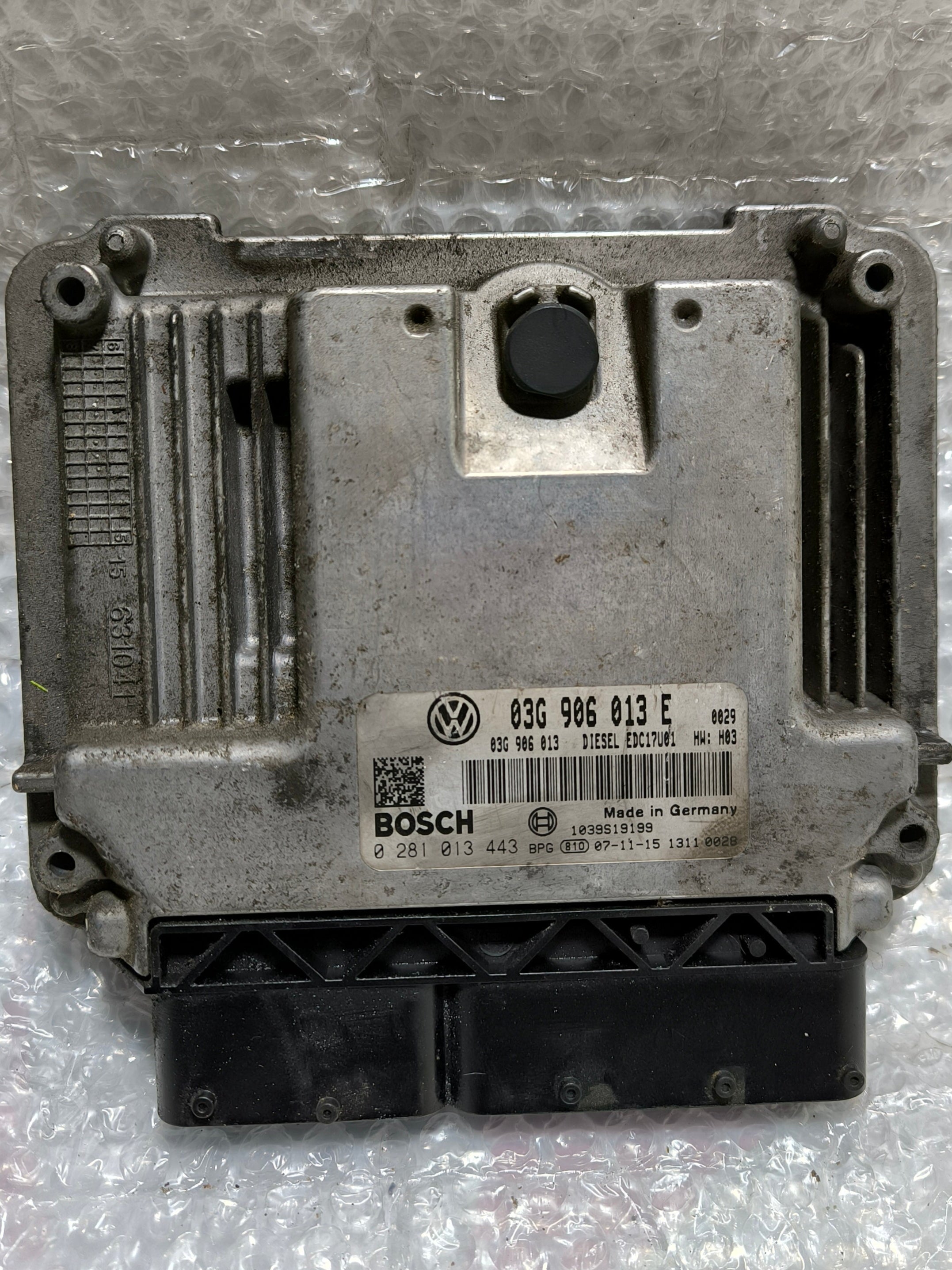 Řídící jednotka motoru 03G906013E 1.9 TDI 77 kw