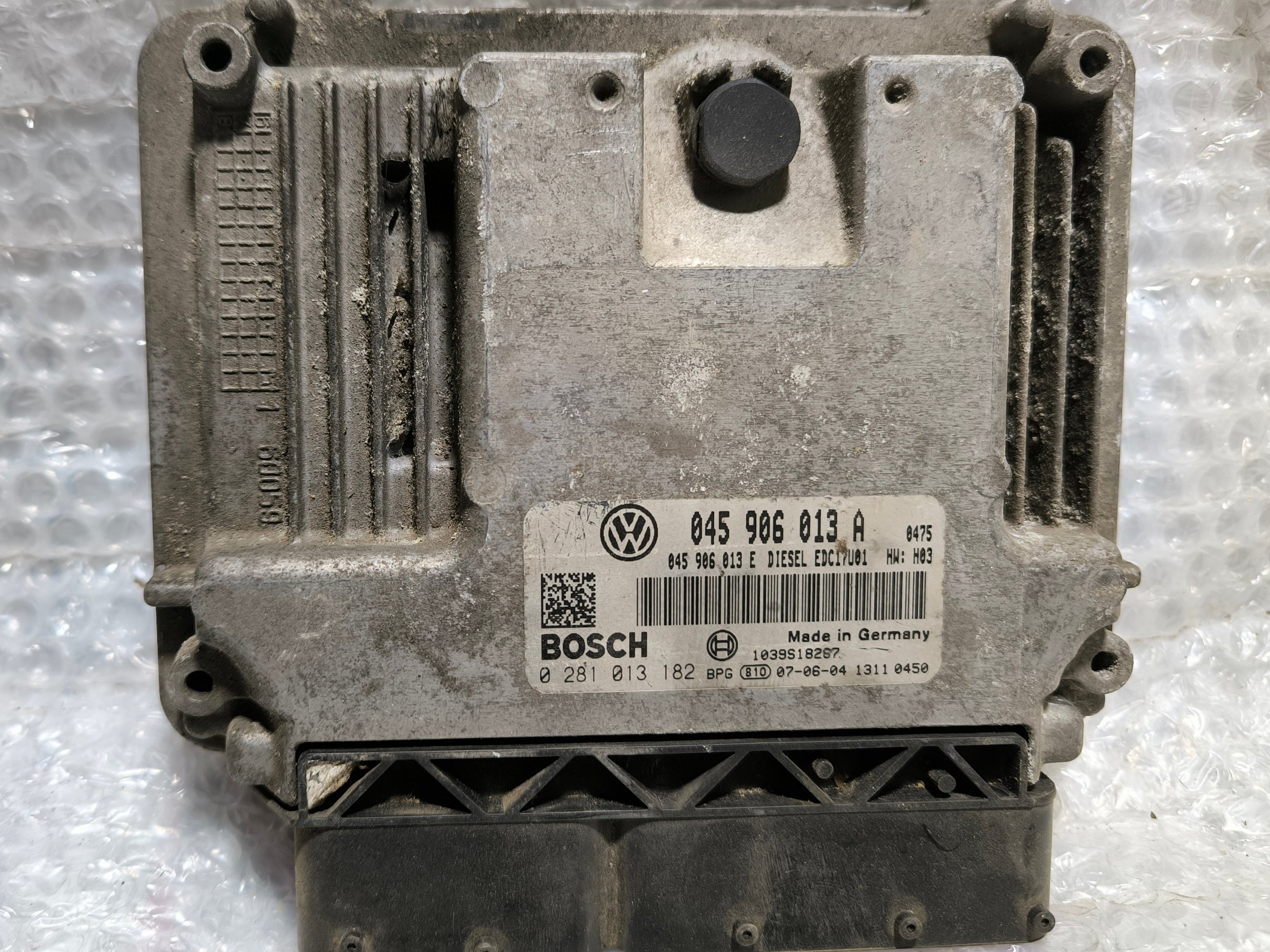 Jednotka motoru 1.4 TDI 59kw 045906013A Škoda Roomster