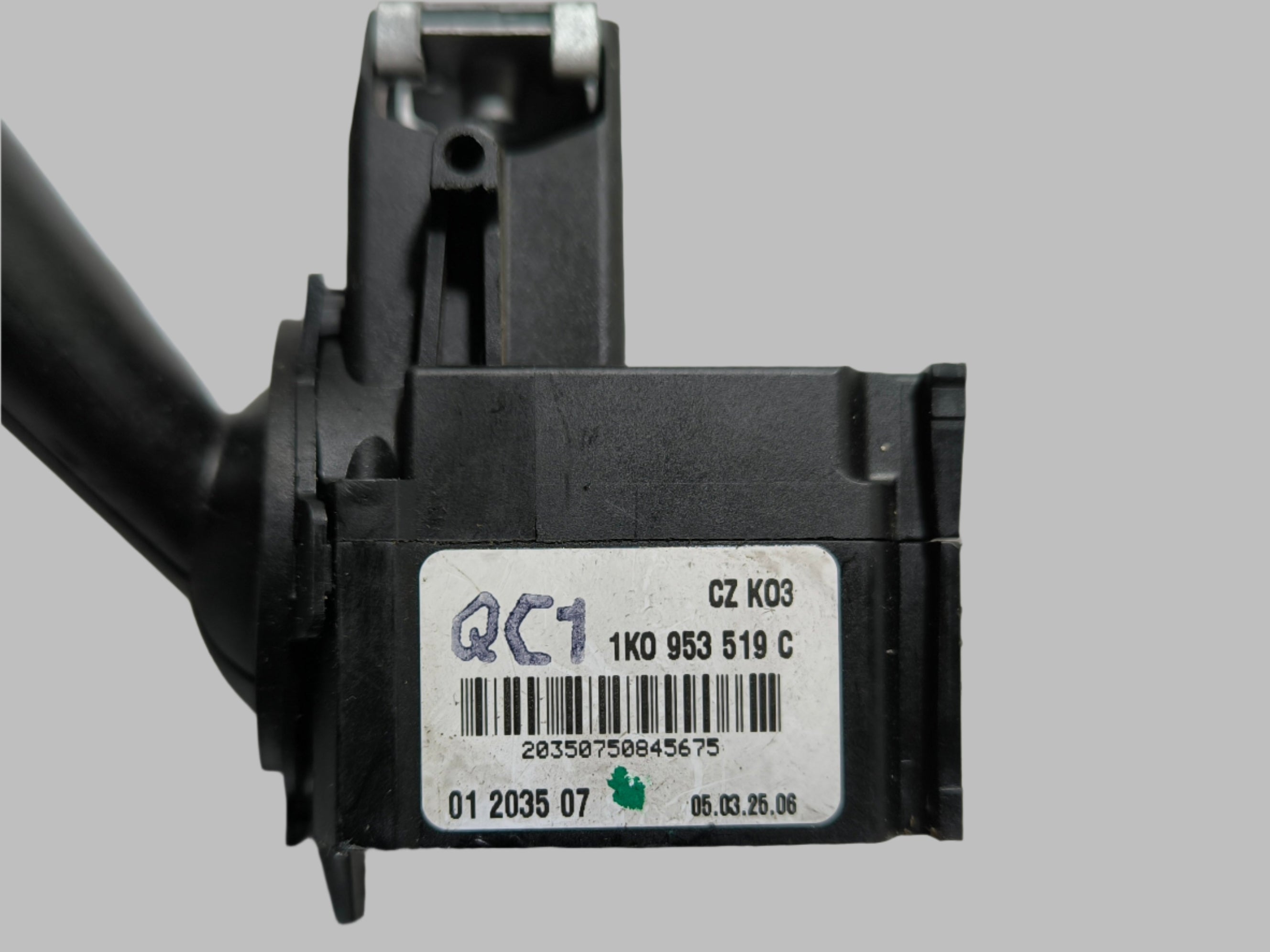 1K0953519C PÁČKA STĚRAČE ŠKODA / VW / AUDI / SEAT