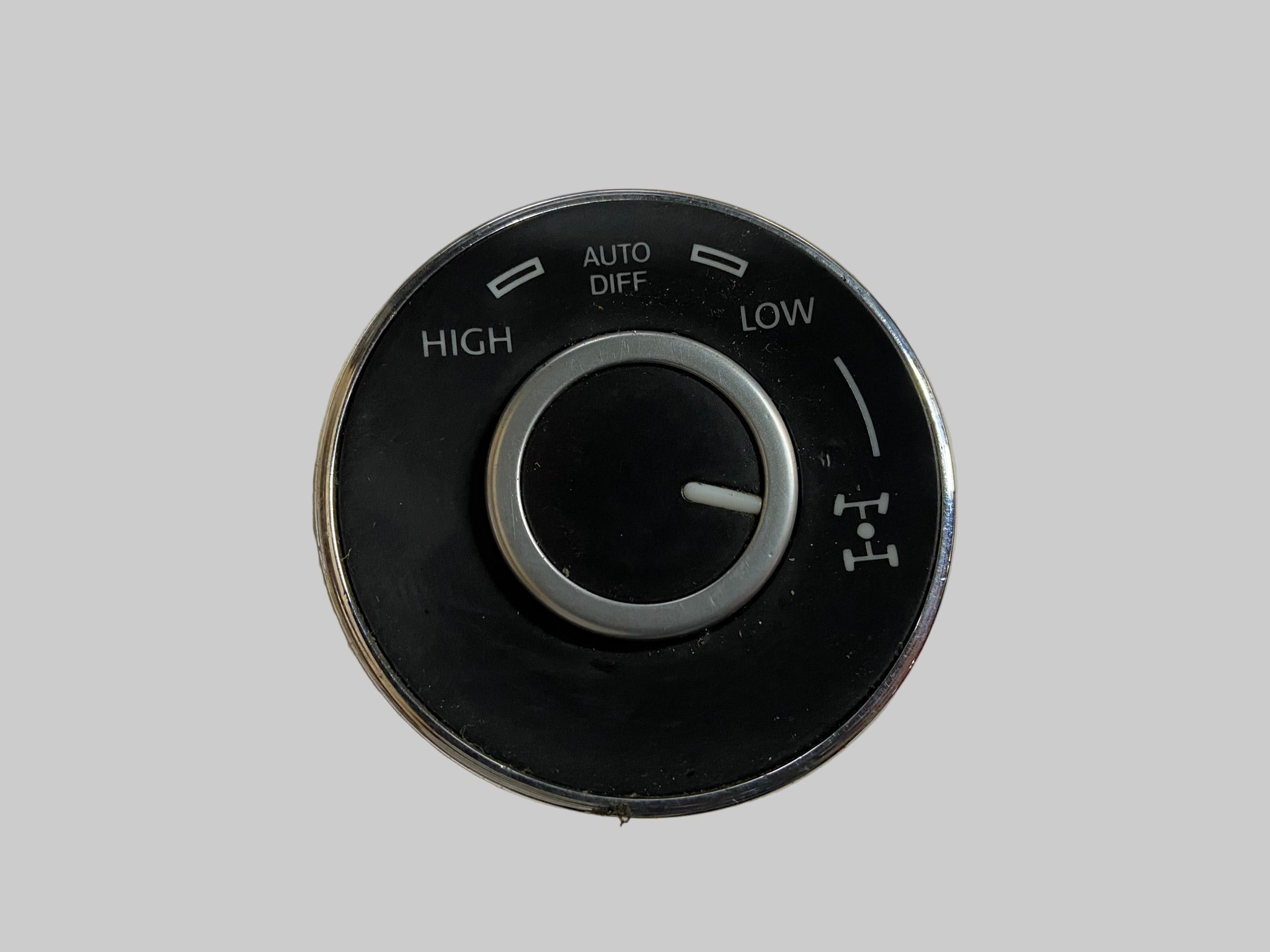 Spínač 7L694143N uzávěrky diferenciálu VW Touareg