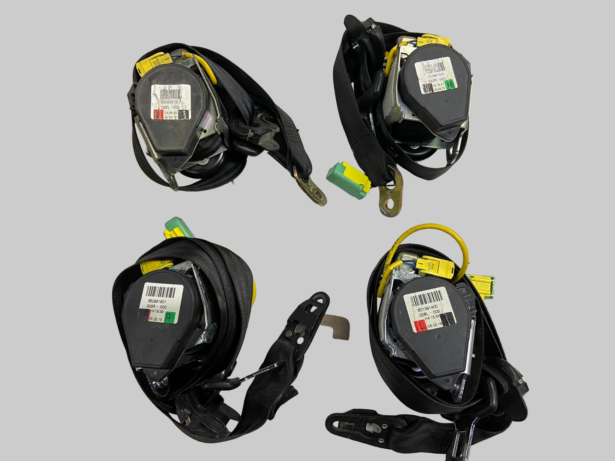 Přední a zadní bezpečnostní pásy VW Touareg