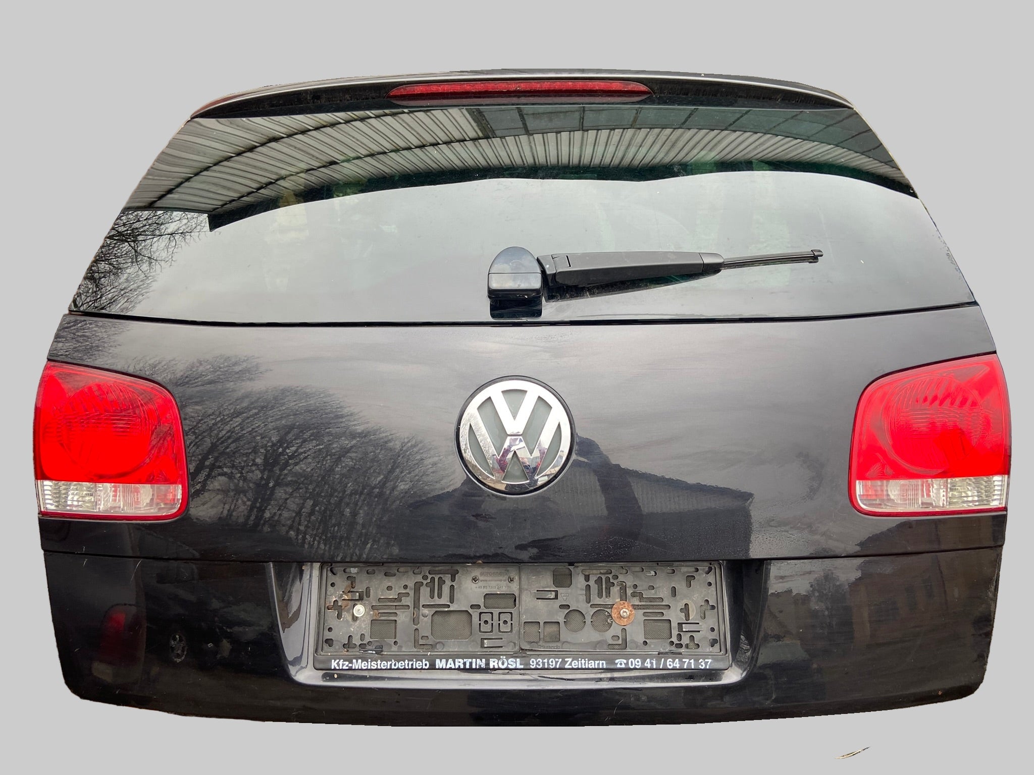 Páté dveře víko kufru VW Touareg 7L černé