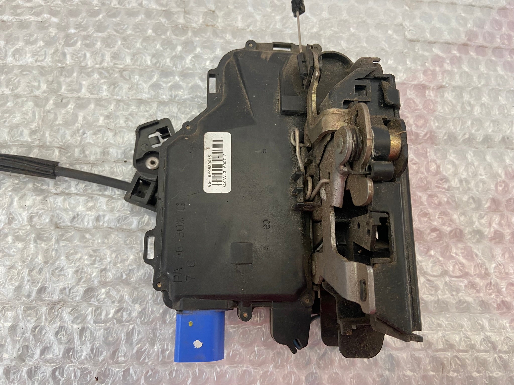 Zadní Levý Zámek 6Y0839015 Škoda Fabia II