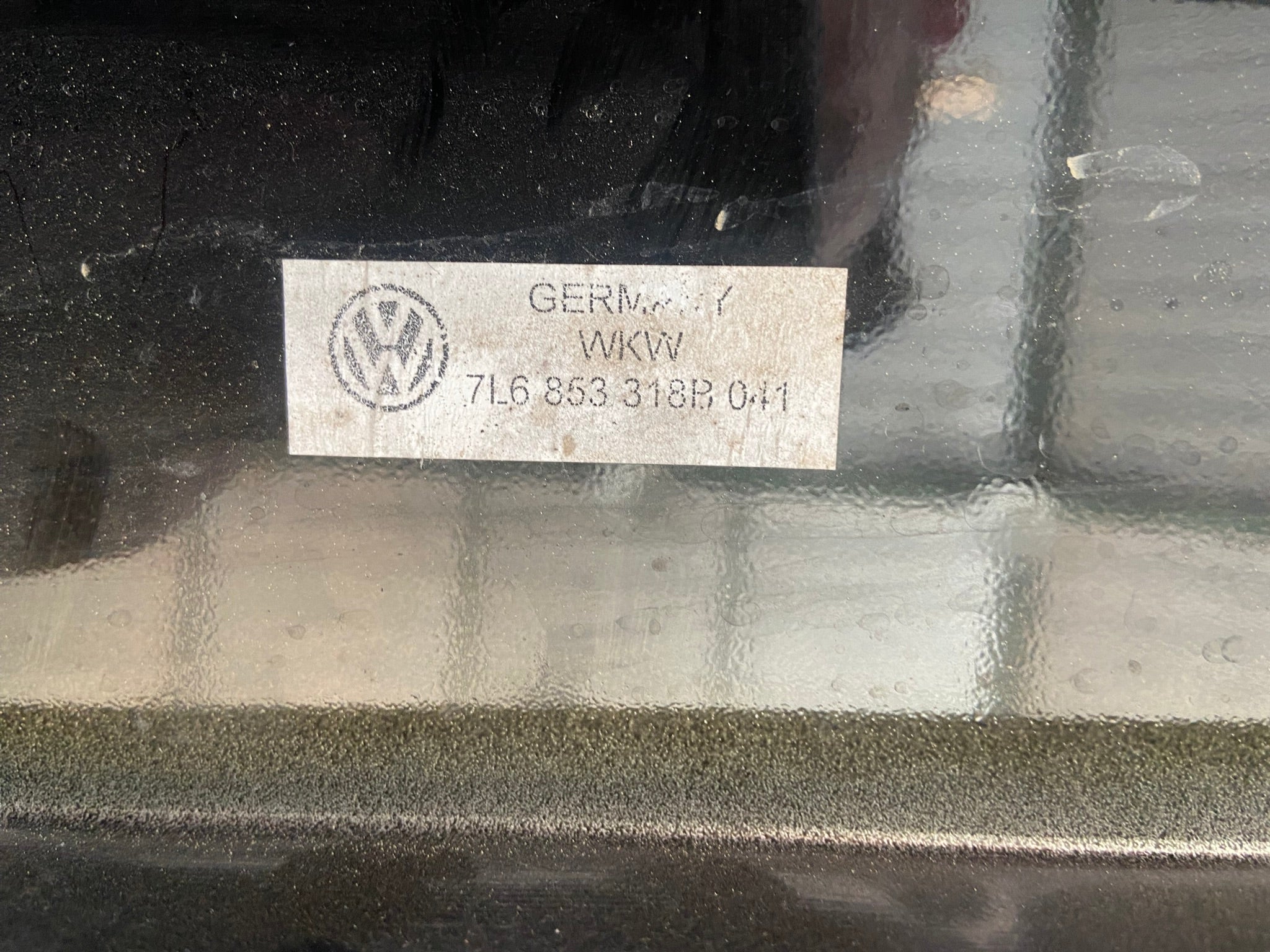 Panel B sloupku pravý levý 7L6853318B VW Touareg