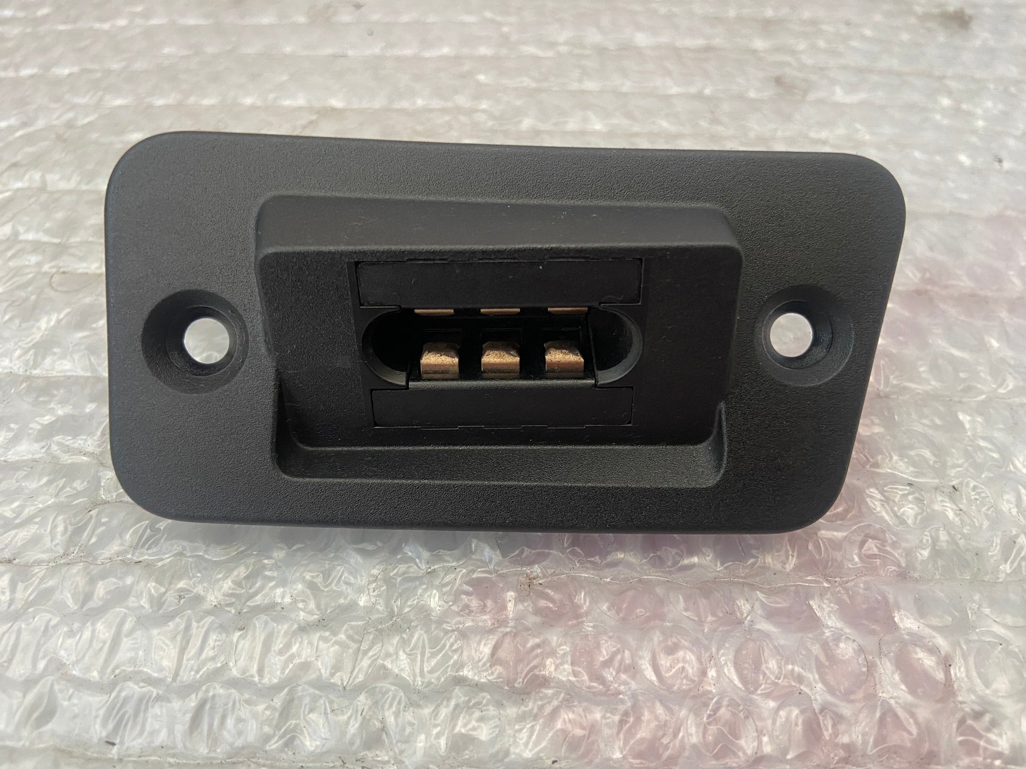 Dveřní kontakt VW Caddy 2K0907497A posuvné dveře