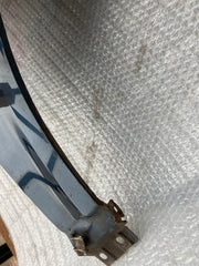 Pravý přední blatník VW Passat B 5,5 bez blinkru