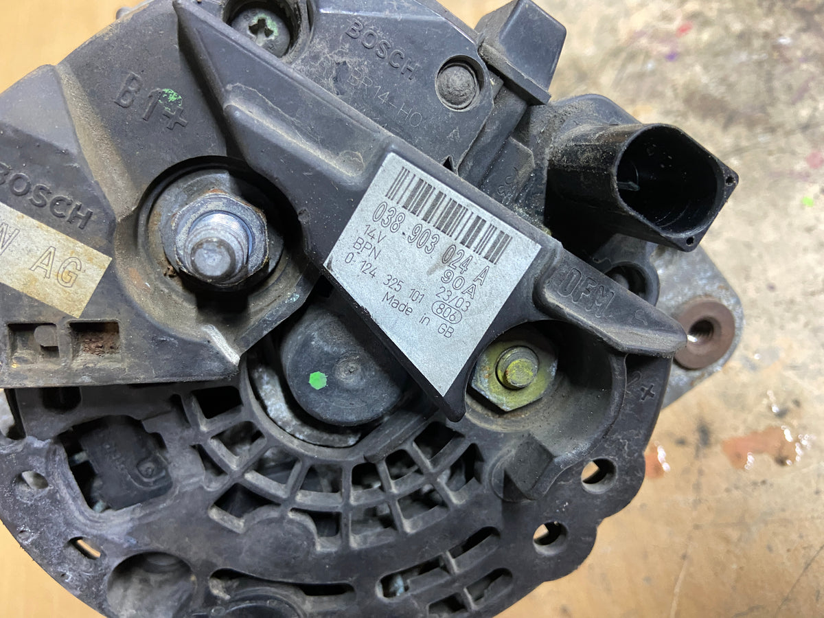 Alternátor 90A 038903024A Bosch VW Škoda Seat