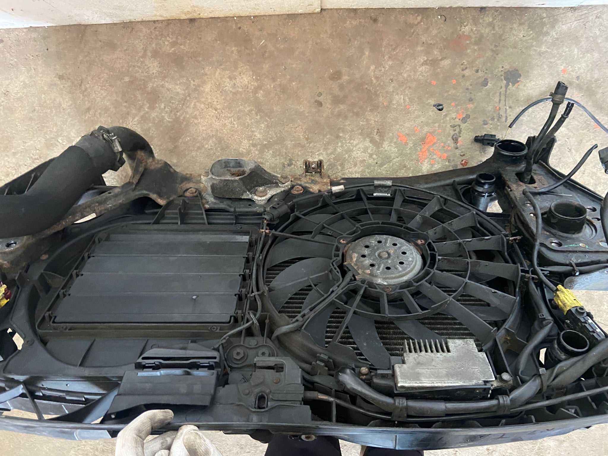 Chladičová stěna Audi A4 B7 2.0 TDI r.v.04-08