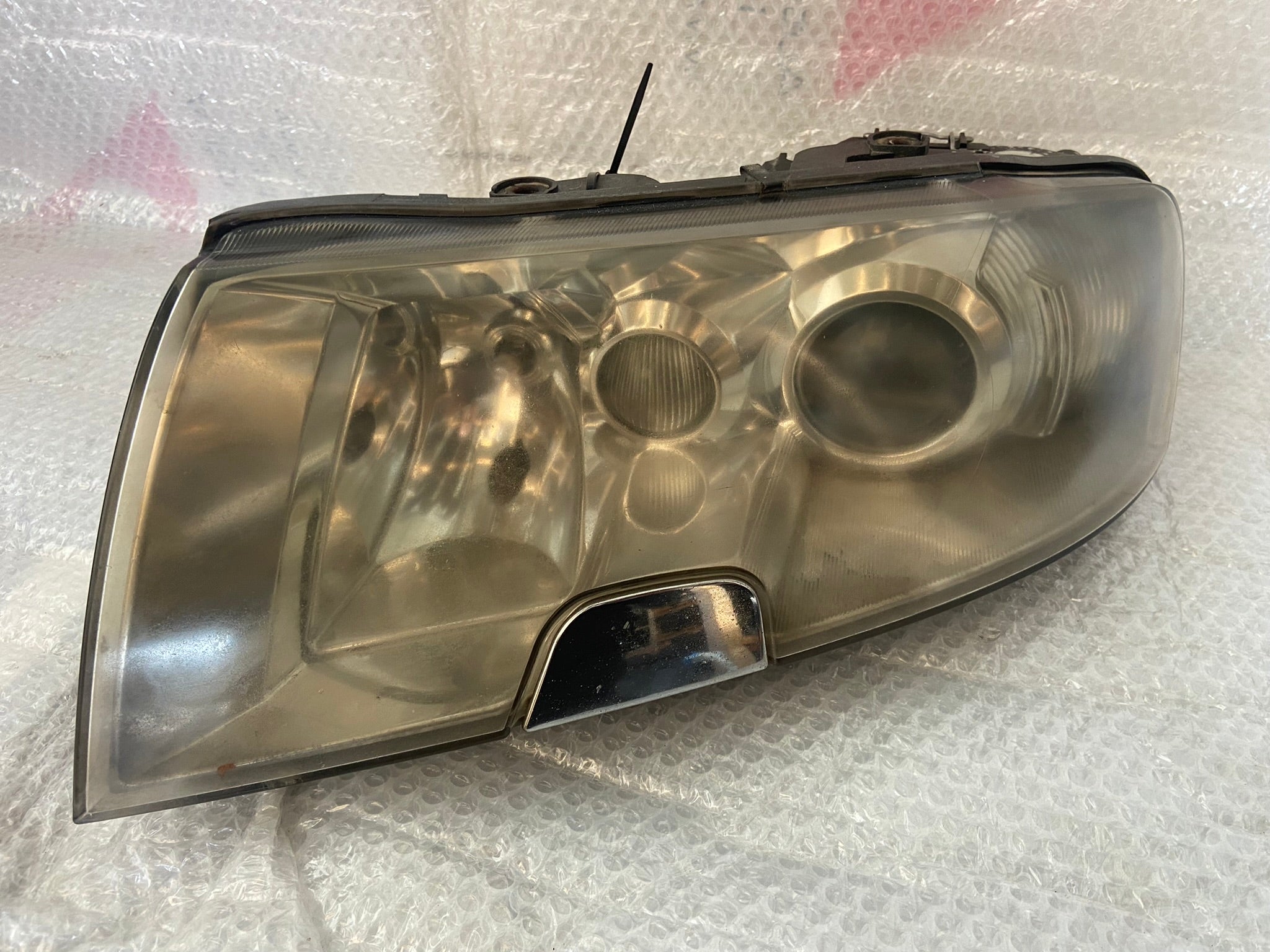 Levé přední světlo - halogen Škoda Superb I