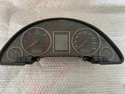 Přístrojová deska budíky Audi A4 B7 8E0920932