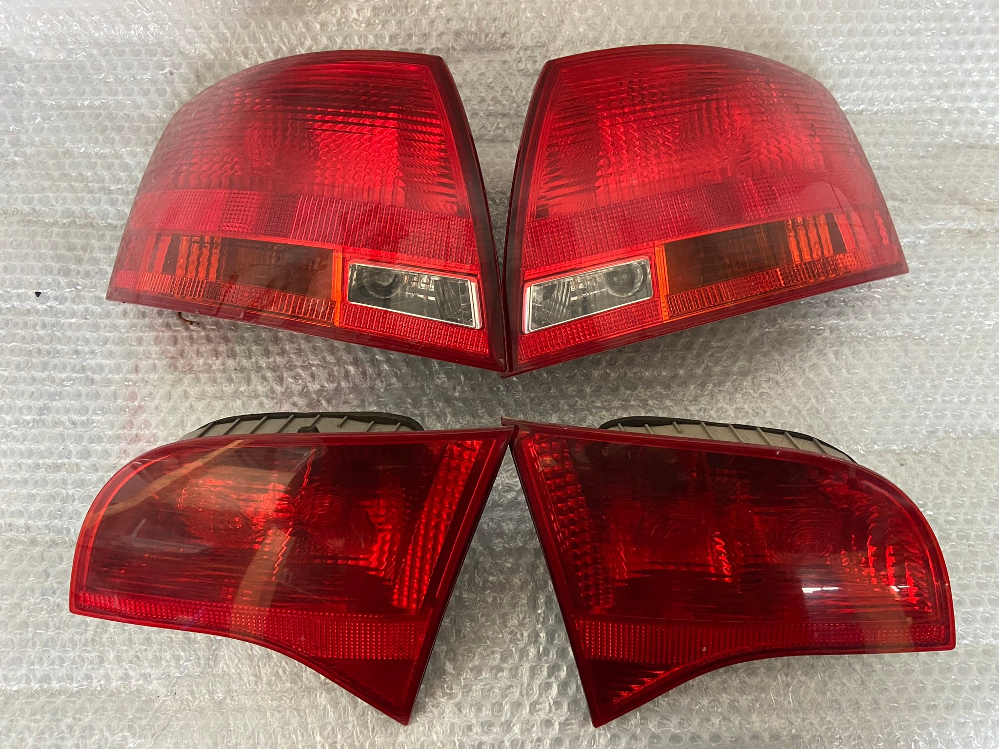 Zadní světla Audi A4 B7 avant
