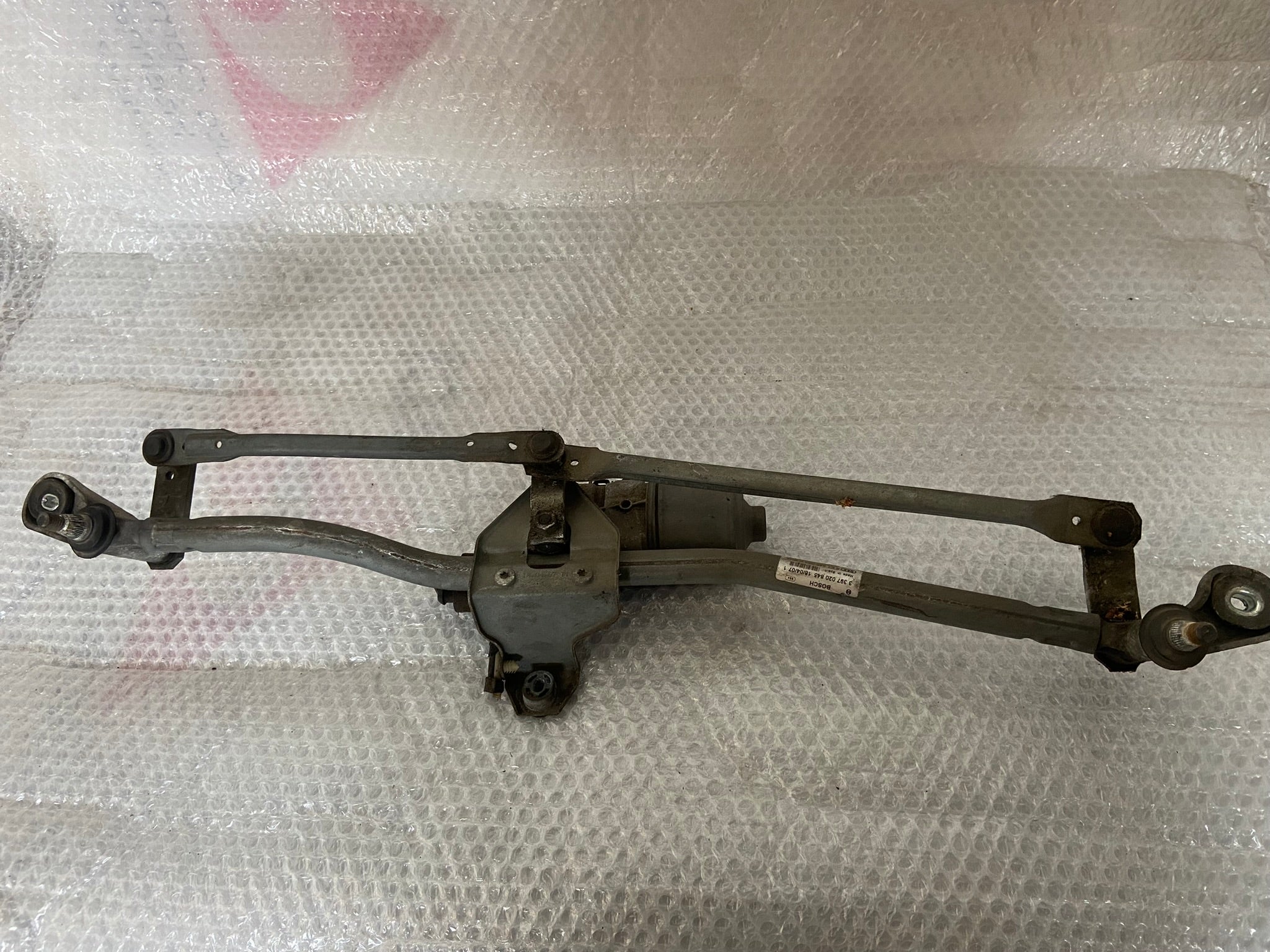Motorek předních stěračů 8E1955119 Audi A4 B6 B7