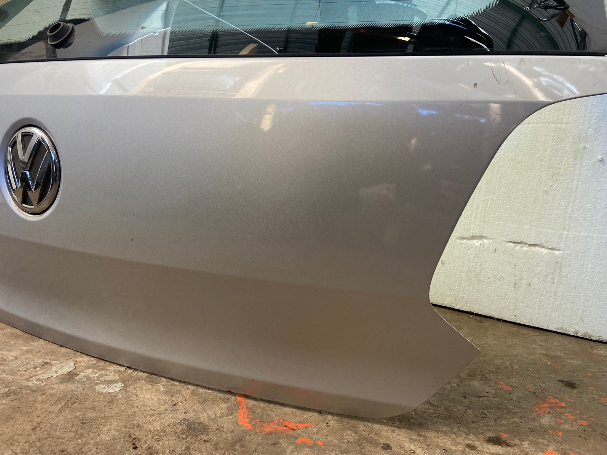 Zadní páté dveře víko kufru VW Polo 6R stříbrné