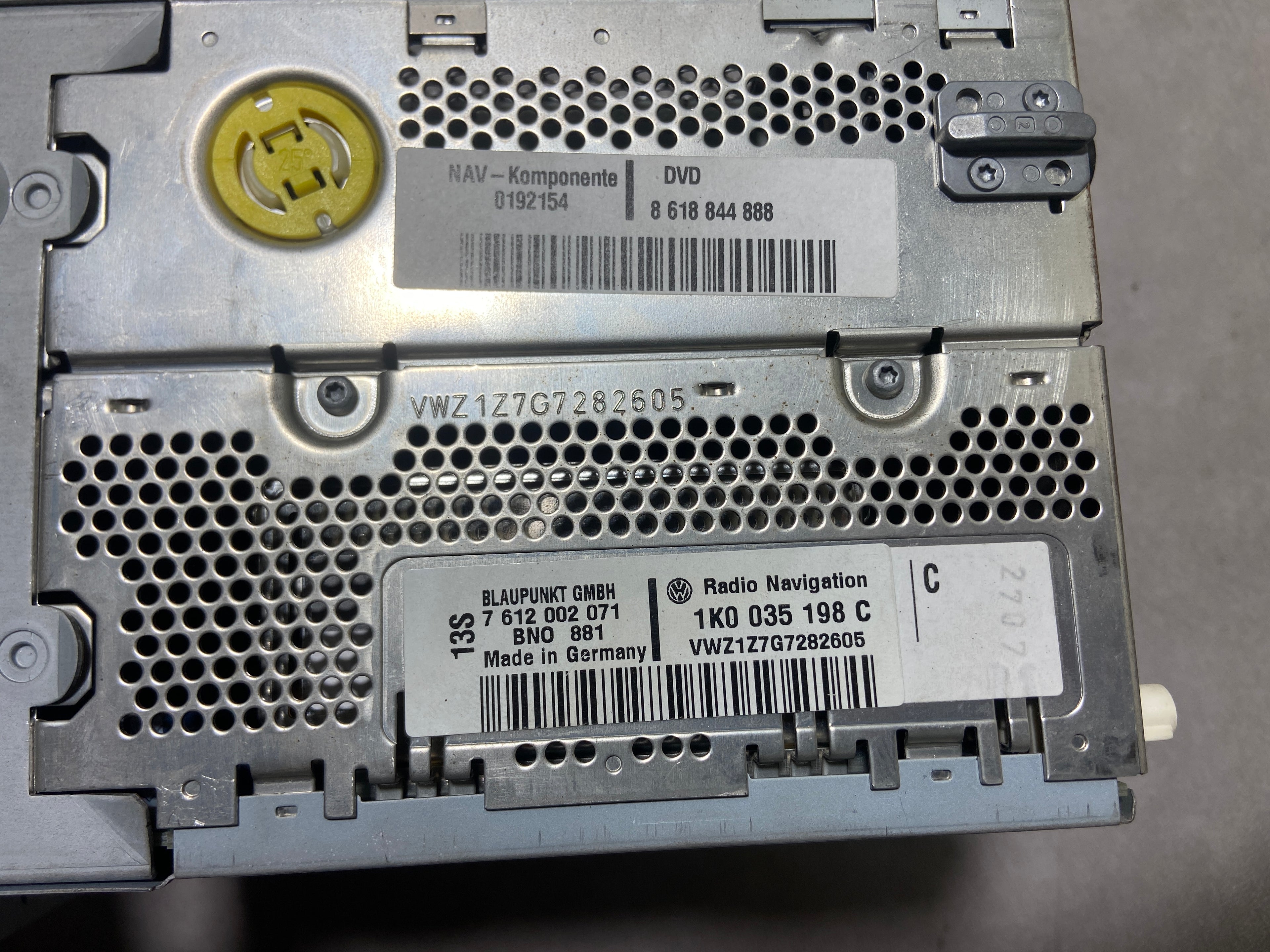 Rádio navigace 2din RNS VW Golf V Passat B6