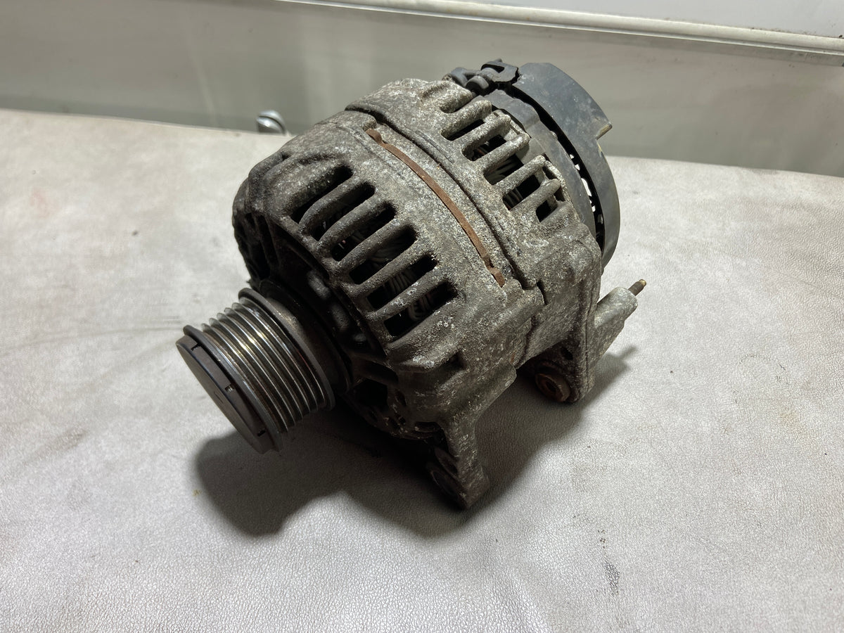 Alternátor Bosch 110A 06F903023D VW Škoda Audi Seat