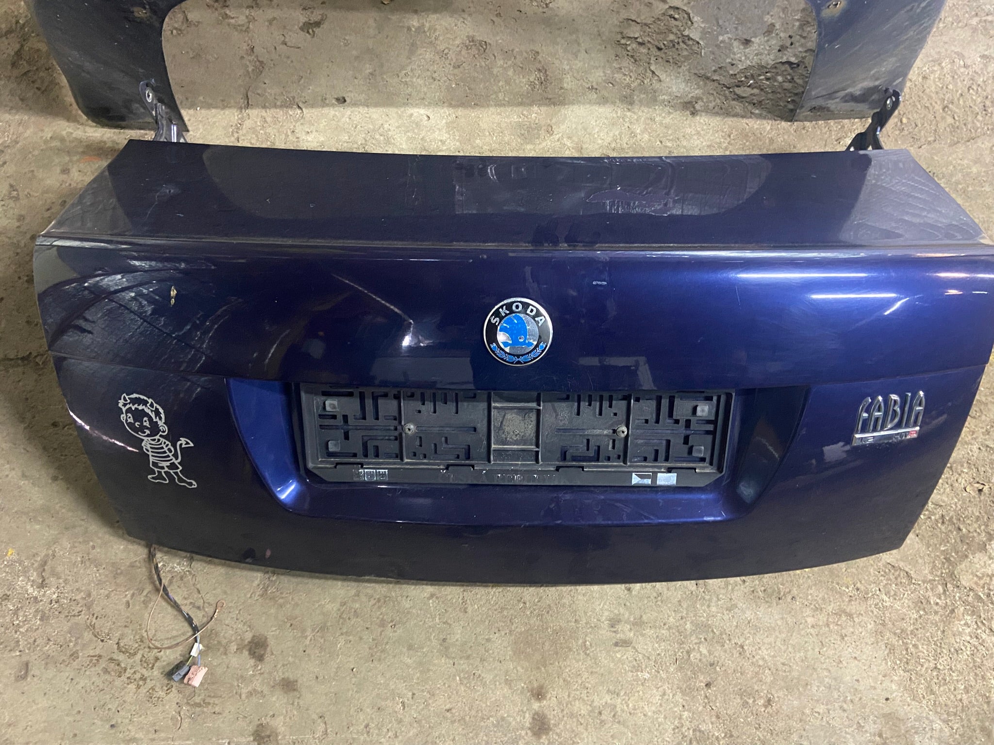 Zadní víko kufru Škoda Fabia I sedan modré 9460