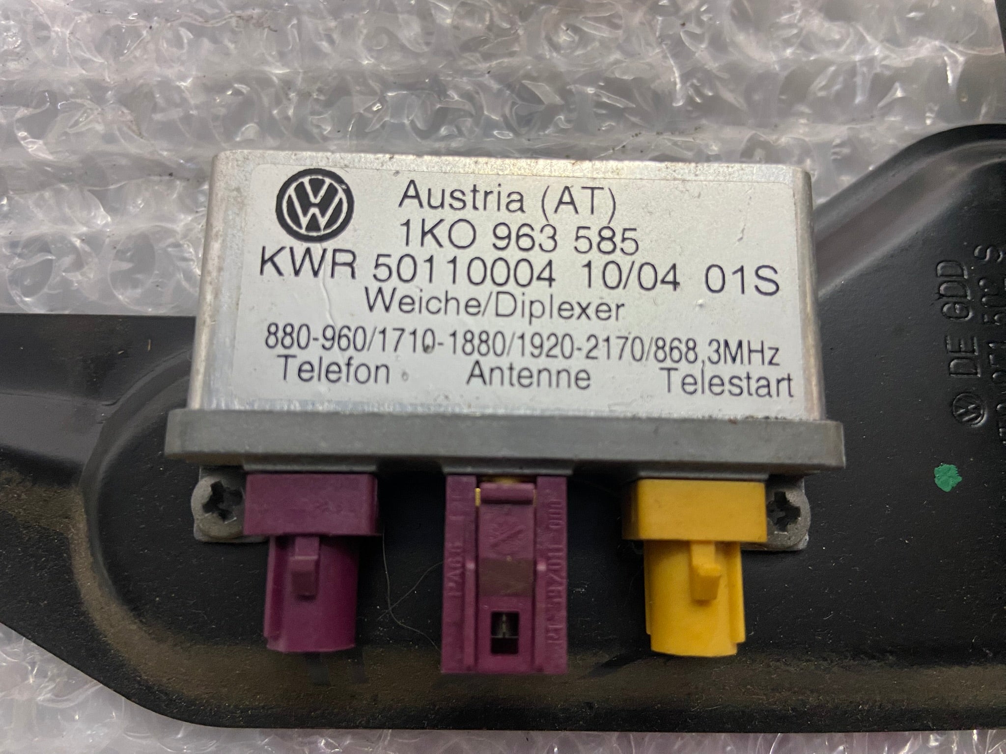 Anténní zesilovač 1K0963585 VW Touran