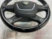 Čtyřramenný multifunkční volant Škoda Superb II