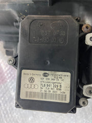 Pravý přední xenon Škoda Superb II 2 3T0941016E