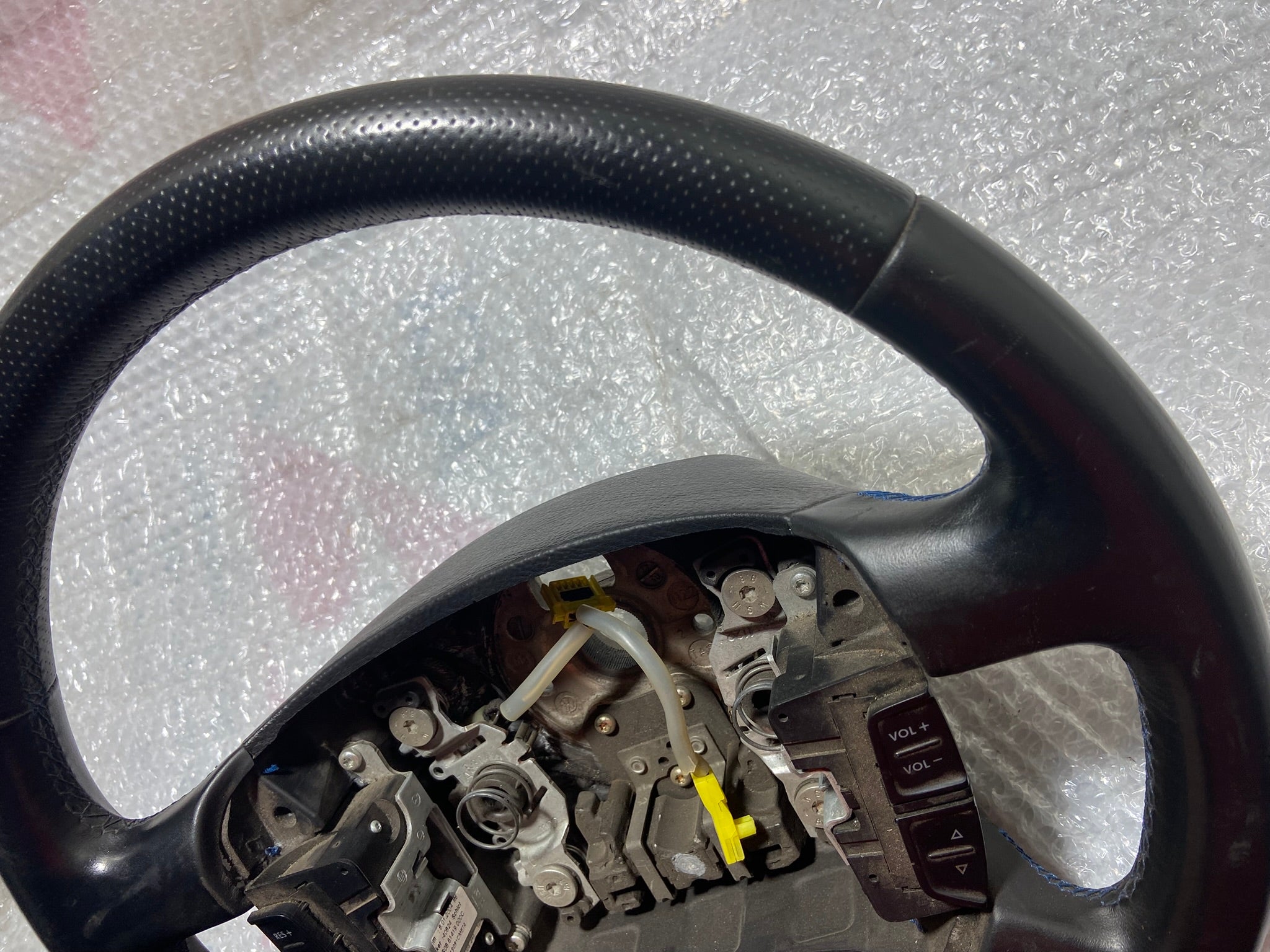 Multifunkční kožený volant VW Passat B 5,5