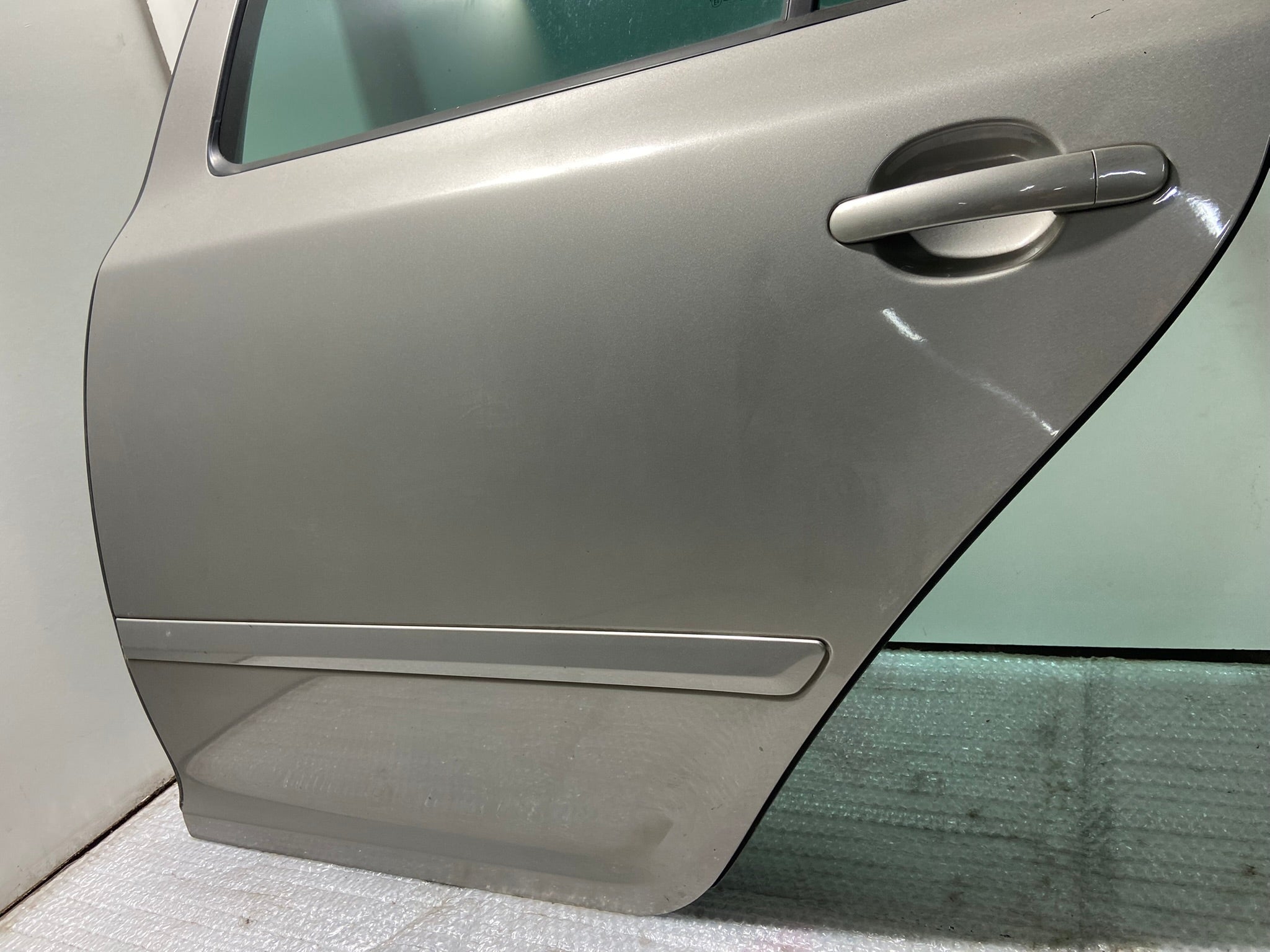 Levé zadní dveře Škoda Octavia II kombi cappuccino
