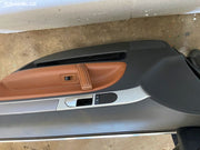 Dveře VW Touareg 7L černá metal. + příslušenství