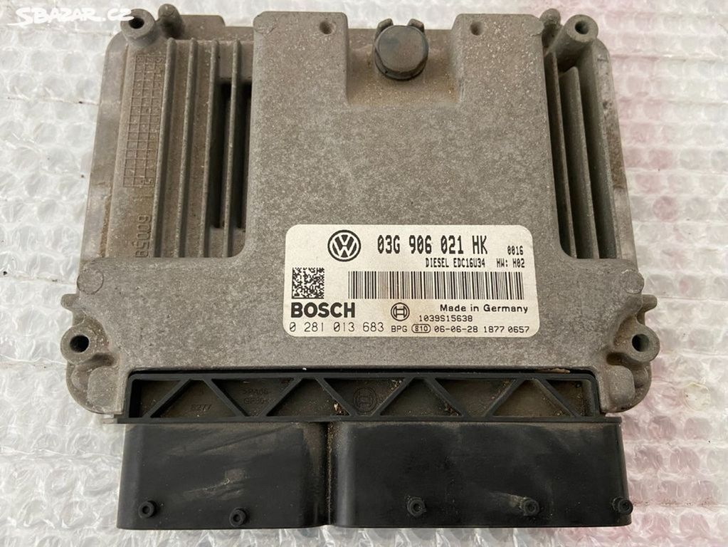 Řídící jednotka motoru VW Touran I 03G906021HK