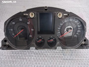 Panel přístrojů budíky VW Passat B6 3C0920870Q
