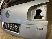 Zadní víko páté dveře kufr VW Touareg 7L stříbrná
