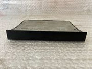 Držák nápojů VW Golf IV přední 1J0858601D