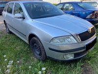 Škoda Octavia II kombi 1.9 TDI 77kw BXE náhradní d