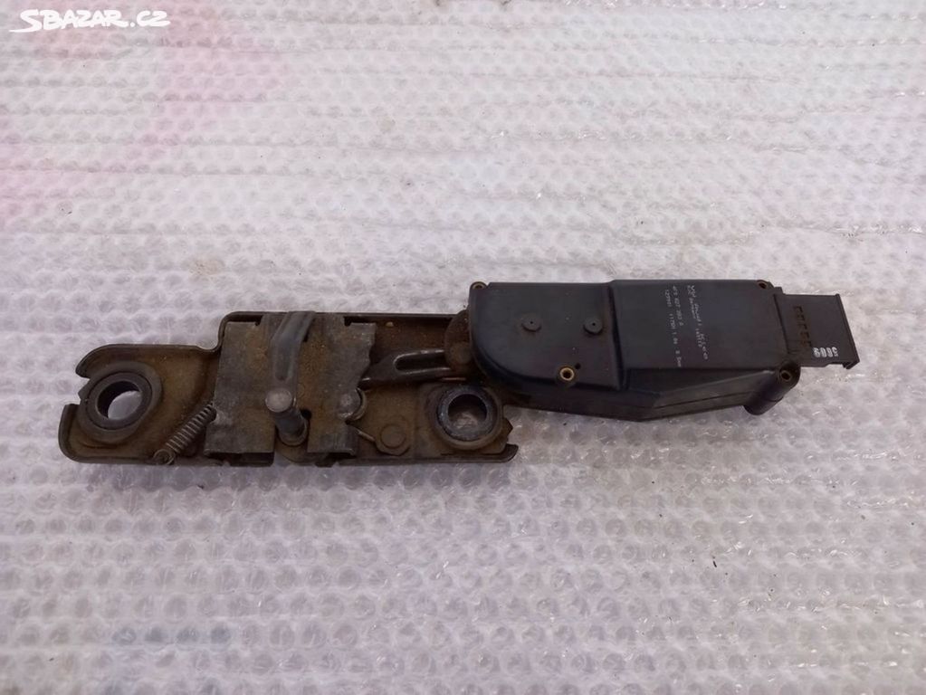 Elektrický zámek kufru Škoda Superb 2 4F9827383A