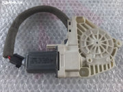 Pravý přední motor stahovačky Superb II 8K0959802A