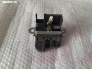 Zámek zadní dveře TIGUAN GOLF V PLUS 5M0827505E