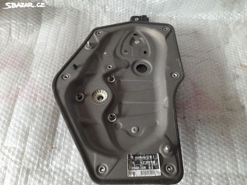 Pravá zadní stahovačka 3T5839402A Škoda Superb II